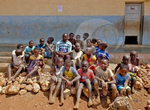 meninos de Moçambique - Lusa- António Silva